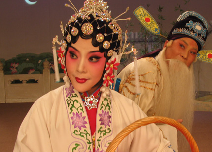 “扬报教育”推出曲艺表演等专业课